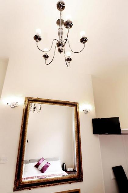 Kings Cross Hotel London - image 11