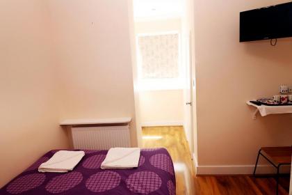 Kings Cross Hotel London - image 4