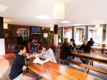Palmers Lodge: Swiss Cottage - image 11