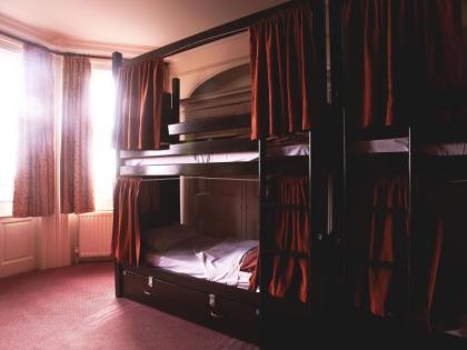 Palmers Lodge: Swiss Cottage - image 20