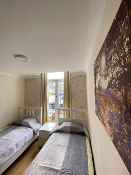 Haven Hotel - image 12