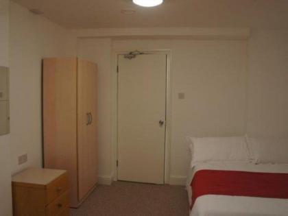 Plaza London Hotel - image 15