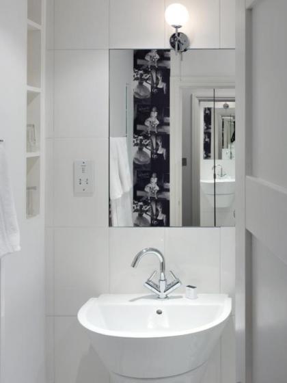 Notting Hill Hotel by CAPITAL - image 13