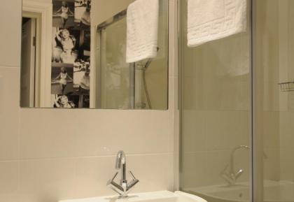 Notting Hill Hotel by CAPITAL - image 3