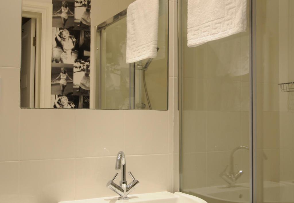 Notting Hill Hotel by CAPITAL - image 3