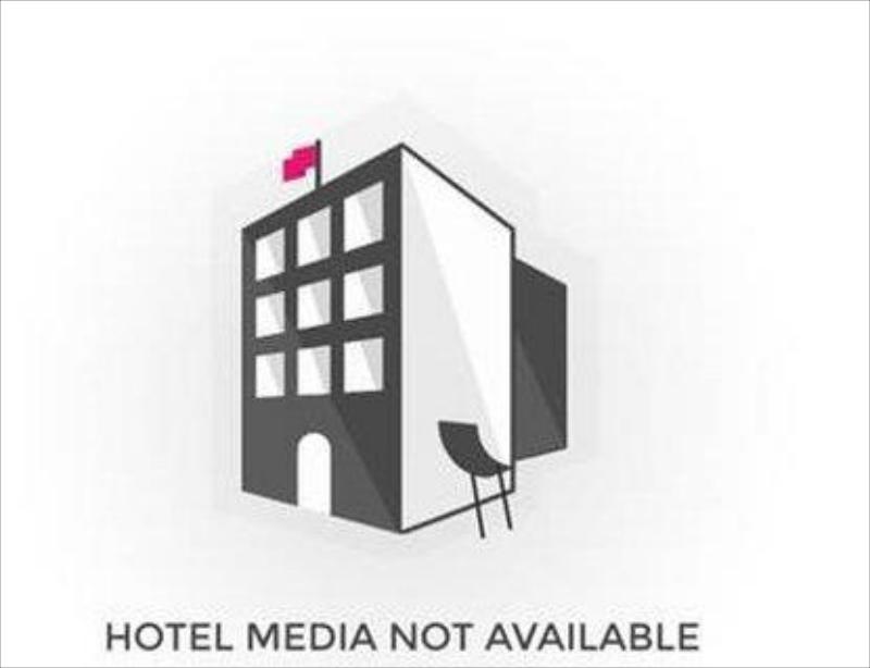 Travelodge London Central Aldgate East - image 2