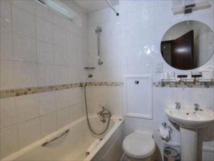 Kensington Court Hotel - image 11