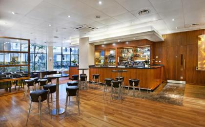 Central Park Hotel - image 12