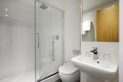 Central Park Hotel - image 17