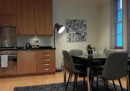 The Exhibitionist Hotel - image 11