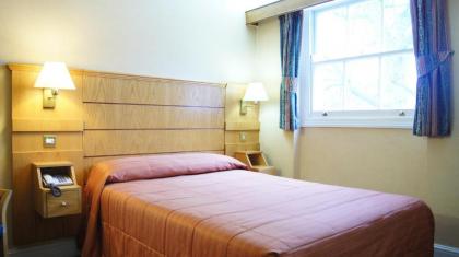 Nayland Hotel - image 17