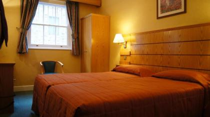 Nayland Hotel - image 5