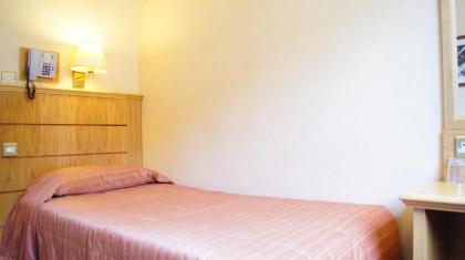 Nayland Hotel - image 7