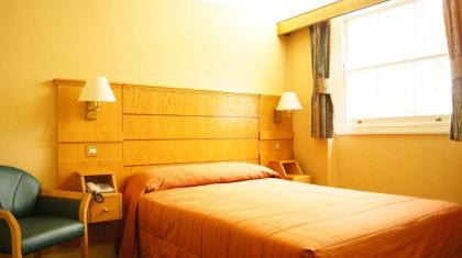 Nayland Hotel - image 8