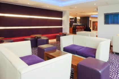 Holiday Inn Express London Swiss Cottage Hotel - image 19