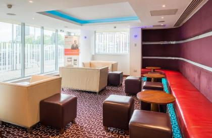 Holiday Inn Express London Swiss Cottage Hotel - image 6
