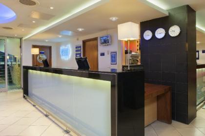 Holiday Inn Express London Swiss Cottage Hotel - image 8