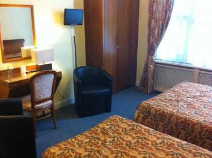 London Visitors Hotel - image 15