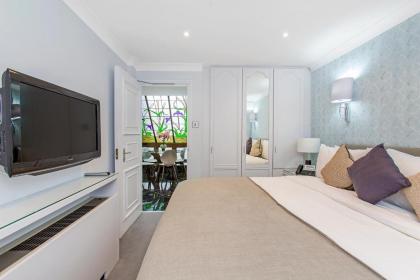 Mayfair House - image 9