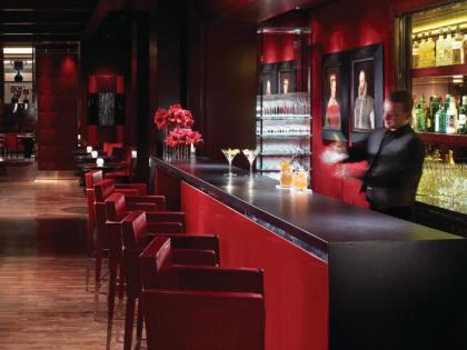 Four Seasons Hotel London At Park Lane - image 12