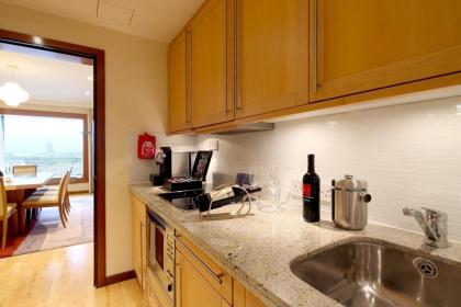 Canary Riverside Plaza Hotel - image 6