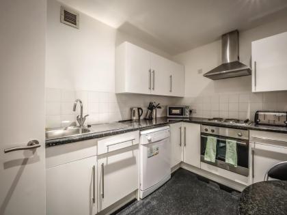 LSE High Holborn - image 20