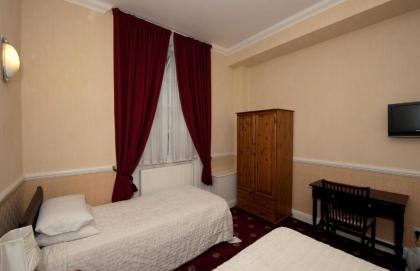 Balmoral House Hotel - image 17