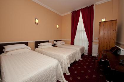 Balmoral House Hotel - image 20