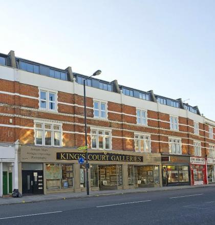 Native Fulham - image 2
