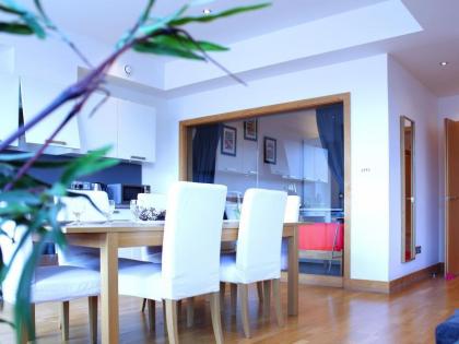 City Centre Apartments - image 2
