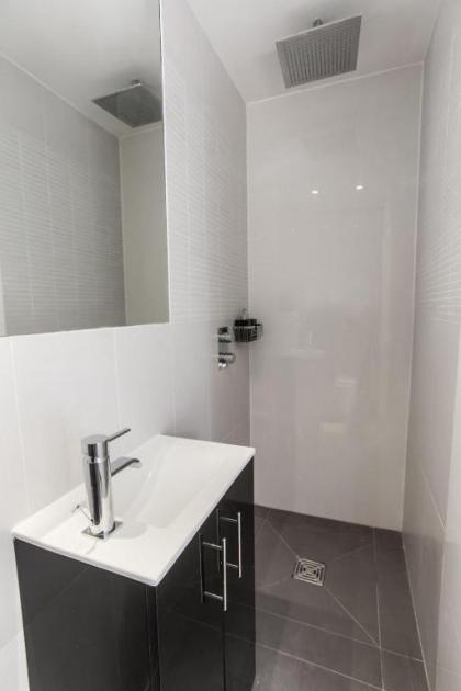 Room Home Stay - image 10