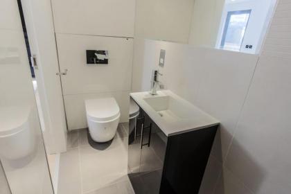 Room Home Stay - image 5