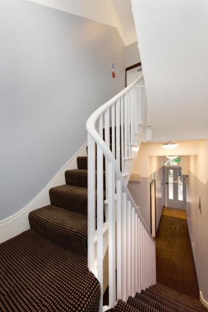 Angus Hotel - image 11