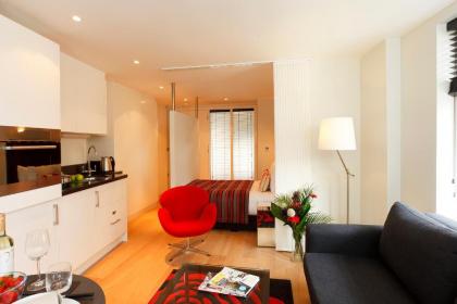 Crane Court by City2Stay - image 2