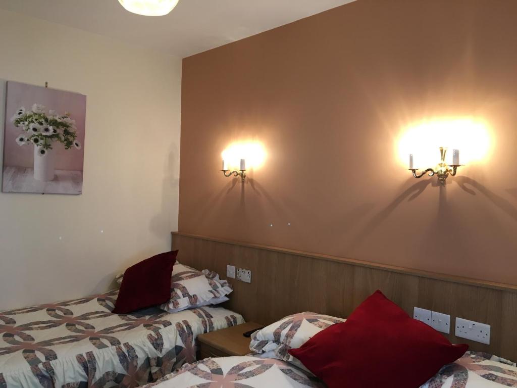 Albro House Hotel - image 7