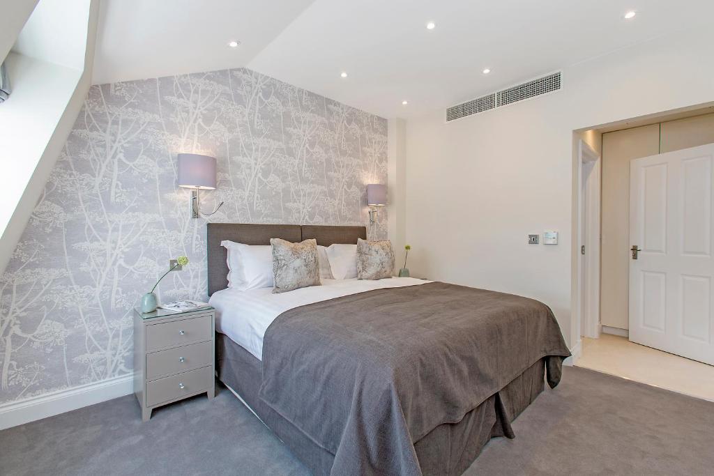 Chesham Court Knightsbridge - image 3