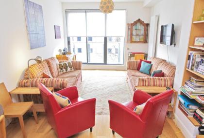 Super Nice Clerkenwell Home - image 10
