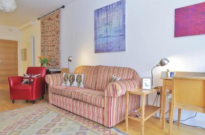 Super Nice Clerkenwell Home - image 12