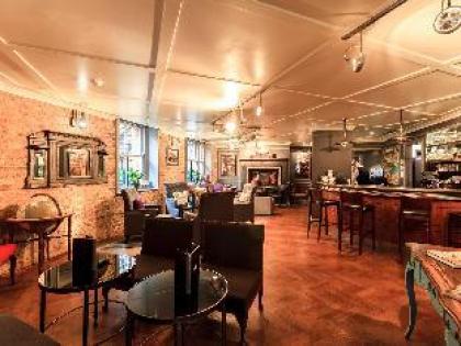 The Morton Hotel - image 7