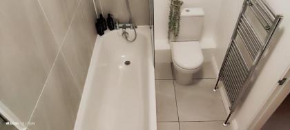Glenmore Suites - image 17