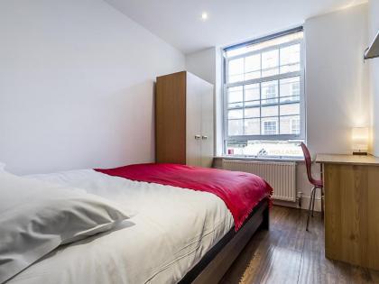 Aldgate Flats - image 14