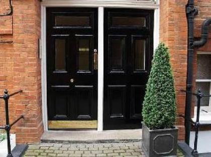 A Home To Rent at Chelsea - The Fulham Apartment