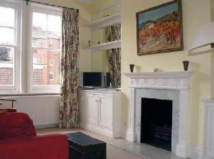 A Home To Rent at Chelsea - The Fulham Apartment - image 5