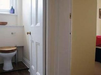 A Home To Rent at Chelsea - The Fulham Apartment - image 7