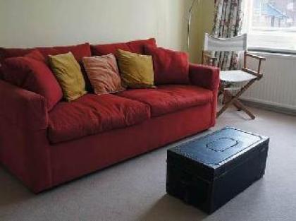 A Home To Rent at Chelsea - The Fulham Apartment - image 8