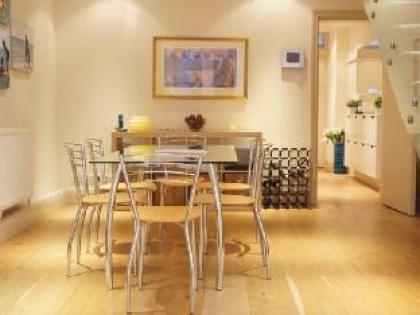 A Home To Rent at Chelsea - The Family Apartment - image 16