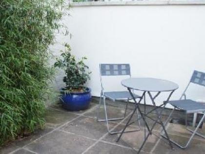A Home To Rent at Chelsea - The Family Apartment - image 5