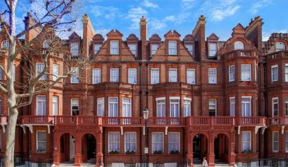 The Apartments by The Sloane Club - image 17