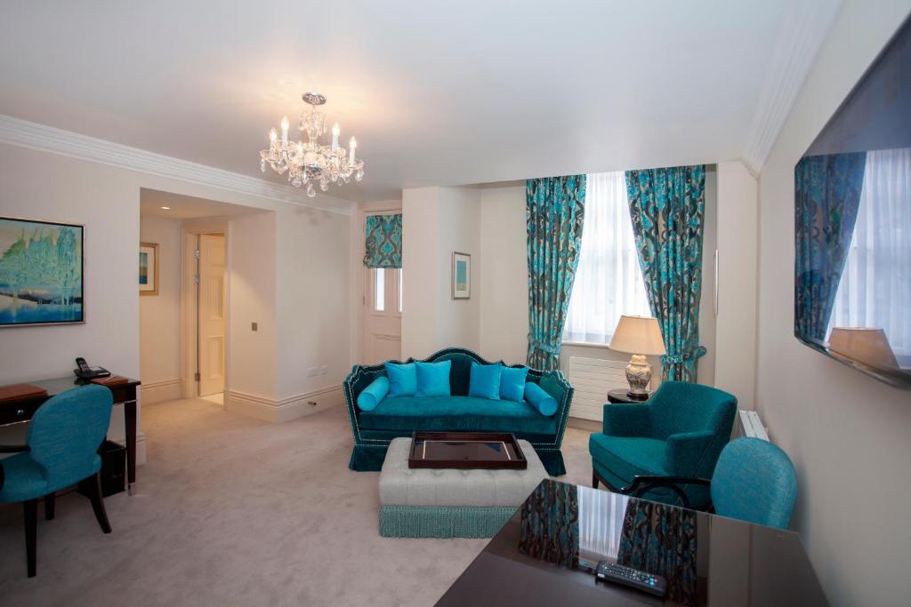 The Apartments by The Sloane Club - image 3