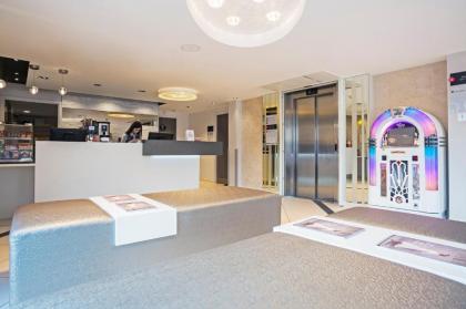 Point A Hotel London Canary Wharf - image 15